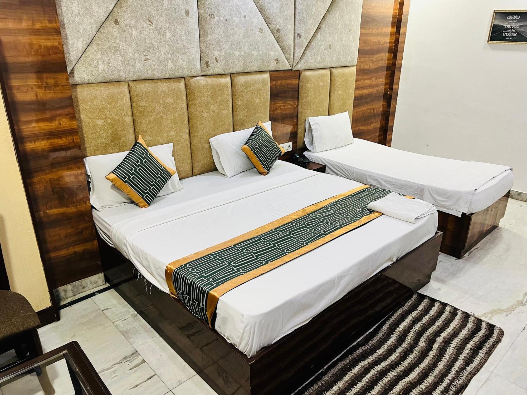 Hotel Marina Near Igi Airport Delhi New Delhi Exterior photo