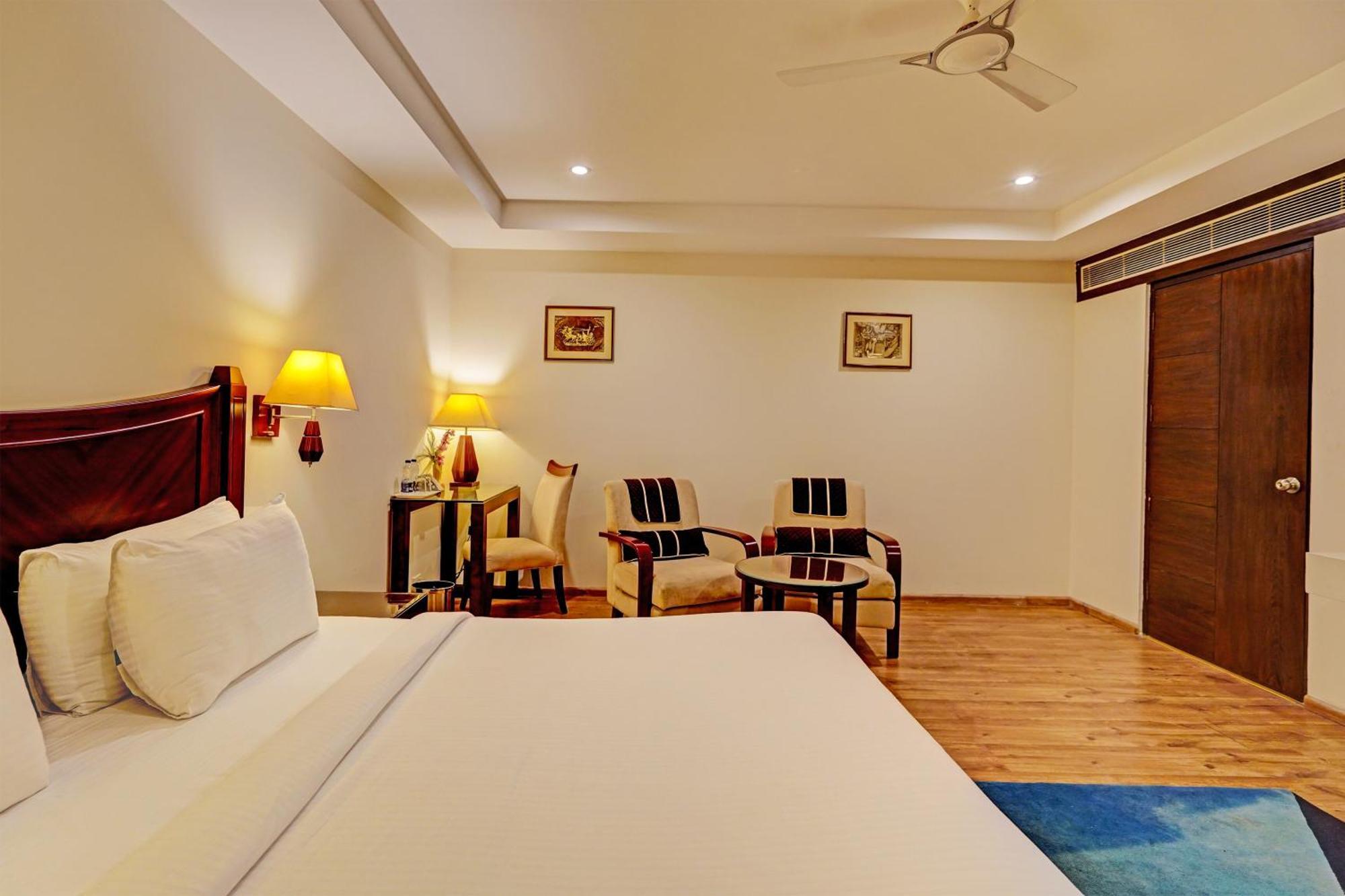 Hotel Marina Near Igi Airport Delhi New Delhi Exterior photo